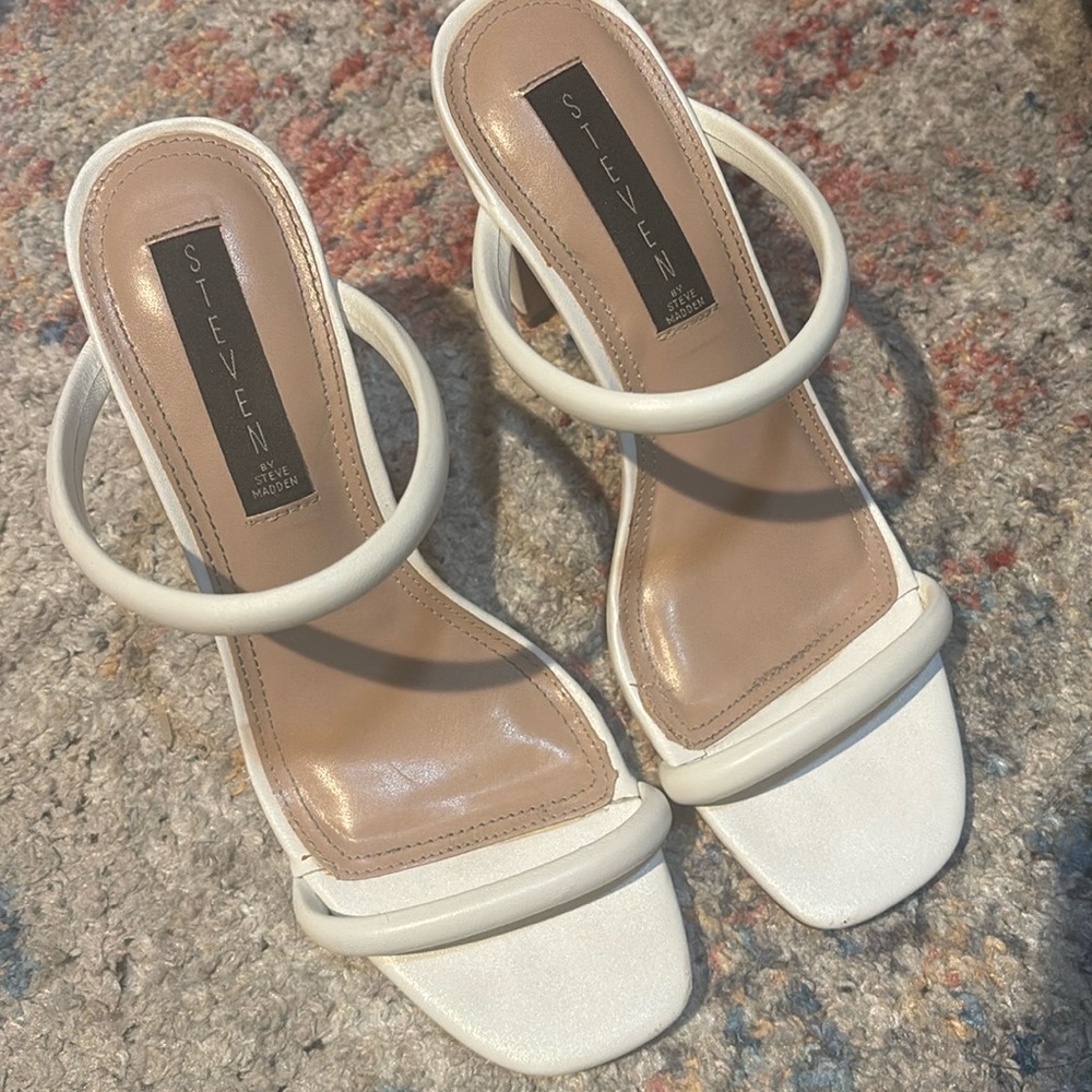 Steve Madden Women's White Courts
